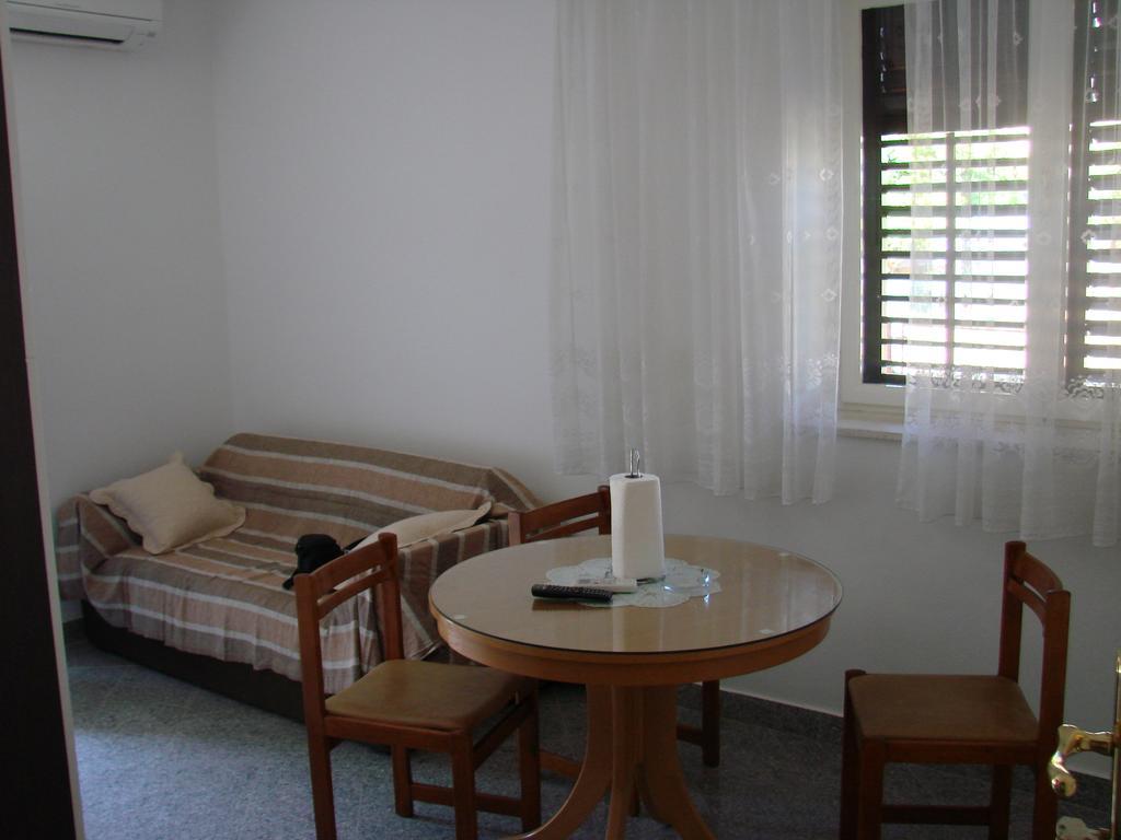 Apartment Matija Τρογκίρ Δωμάτιο φωτογραφία